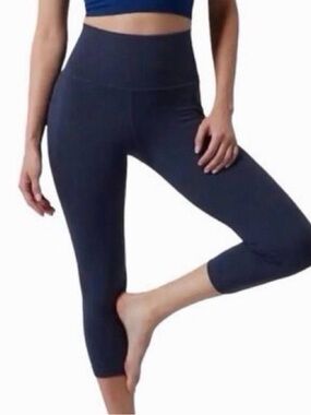 Athleta Salutation Stash Capri Leggings-XL